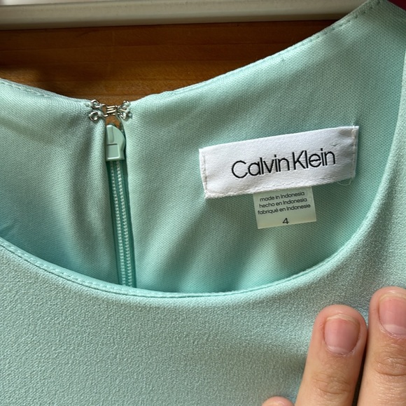 Calvin Klein Dress - Size 4 - Picture 6 of 6